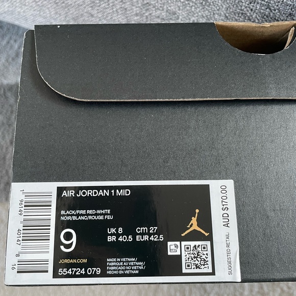 Men’s Nike Air Jordan 1 Mid White Black Red Size 9US - Picture 8 of 8